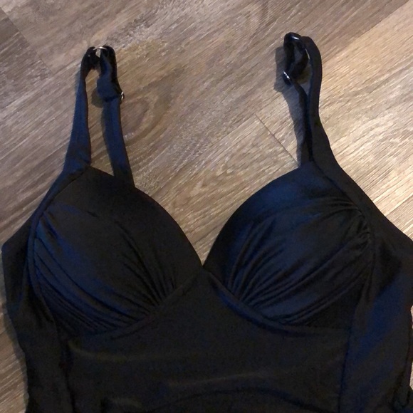 Beautique black one piece swimsuit - Picture 2 of 7